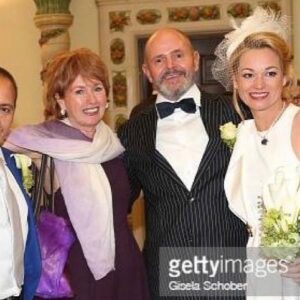 Erdoğan Atalay Instagram - Lieber Georg , nun bist du in den Armen deiner geliebten Frau eingeschlafen der du über 50 Jahre lang treu gewesen bist, so wie sie dir , sie hat wie eine Löwin gekämpft das du Zuhause sein konntest und dich bis zum Schluss begleitet ! Du warst ein so toller Mensch und ein wirklicher Ehrenmann !! Wir vermissen dich R.I.P 😢ich werde auf deine geliebte Tochter acht geben, gute Reise , dein Schwiegersohn….Erdogan 😔 @katjaohneck @roswitha_ohneck
