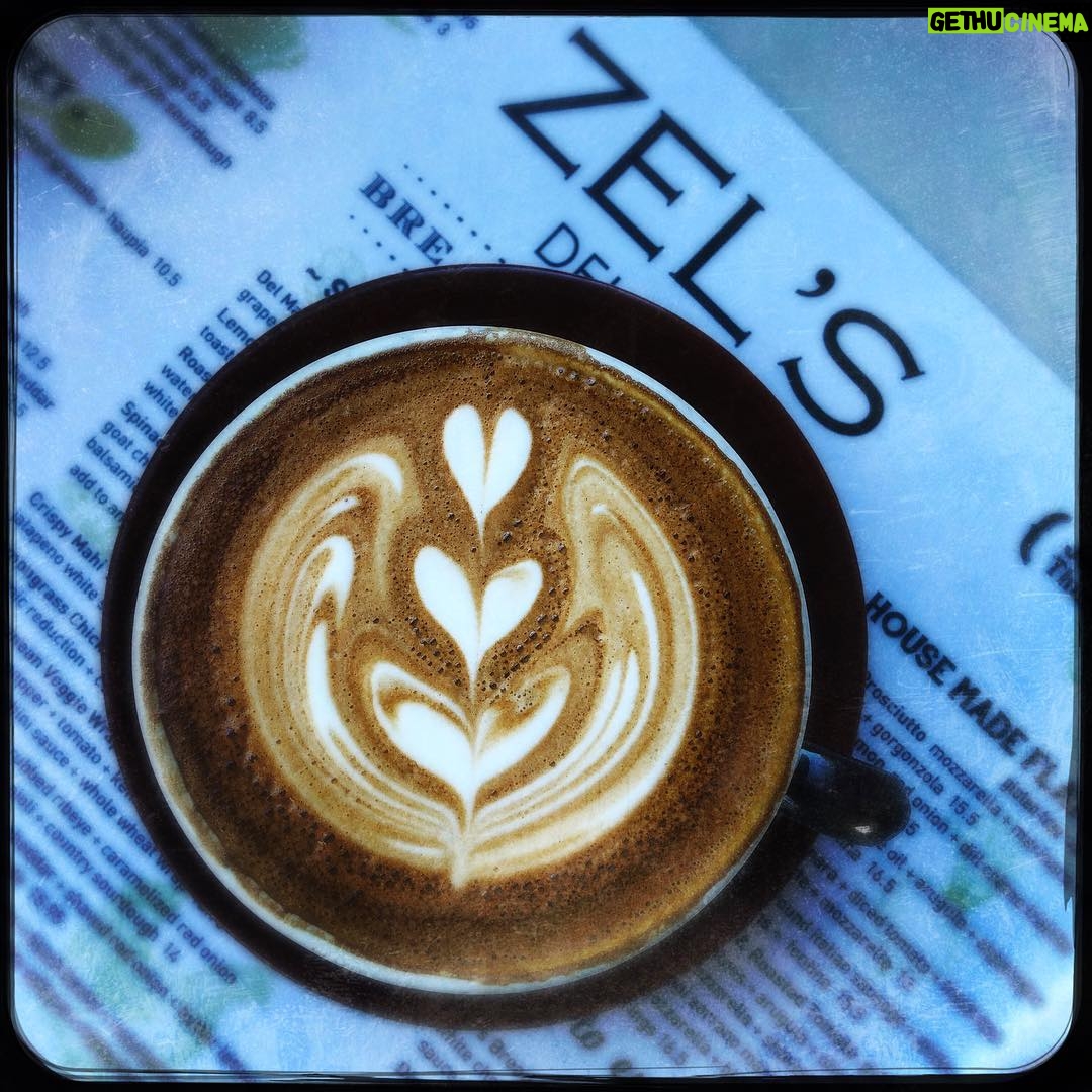 Eric Burdon - 778 Likes - Good #coffee rancid ambience! #wegottagetoutofthisplace