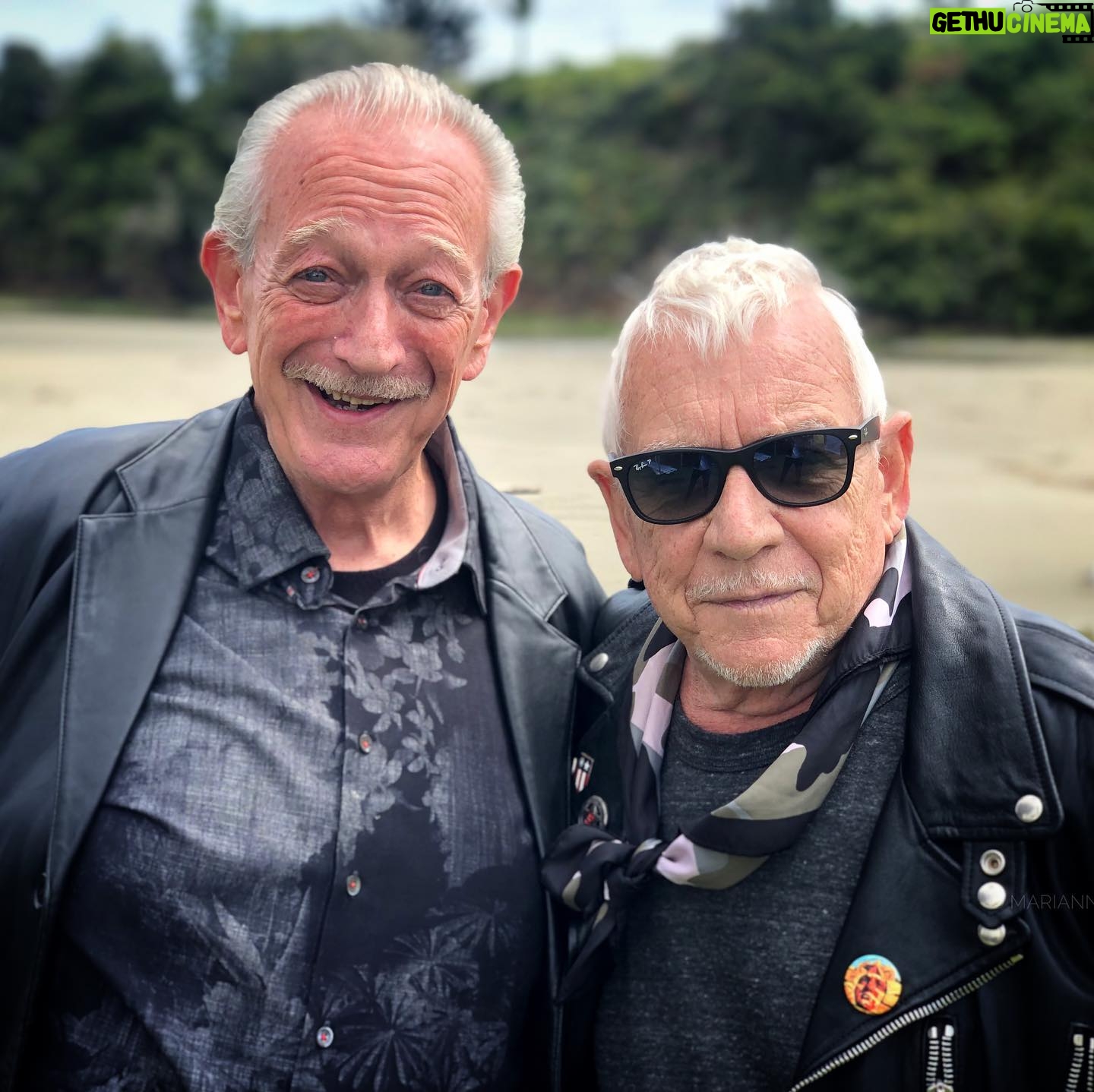 Eric Burdon - 1K Likes - What a day! Arriving at @avilabeachgolfresort for the #avilabeachbluesfestival it was raining, but the sun started to shine as I stepped on stage.
Thank you all for being there rain or shine! Also, so nice seeing @charliemusselwhiteofficial
On the way out @marianna_burdon & I stop for a lovely and peaceful dinner at Pismo Beach.
California, I love you! See you June 15 @humphreysshows #ConcertsBytheBay