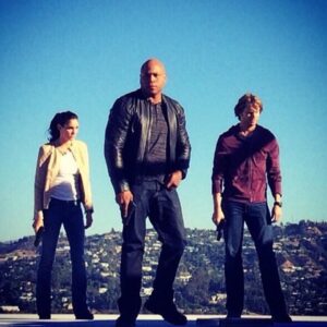 Eric Christian Olsen Instagram - Happy birthday to the GOAT @llcoolj!!
One of the great luxuries of this job is being able to ask this guy 100 questions a day and have the most thoughtful, hilarious, philosophical, reflective, and perspective altering convos. Love and celebrate him. 🔥❤️🙌🏼
