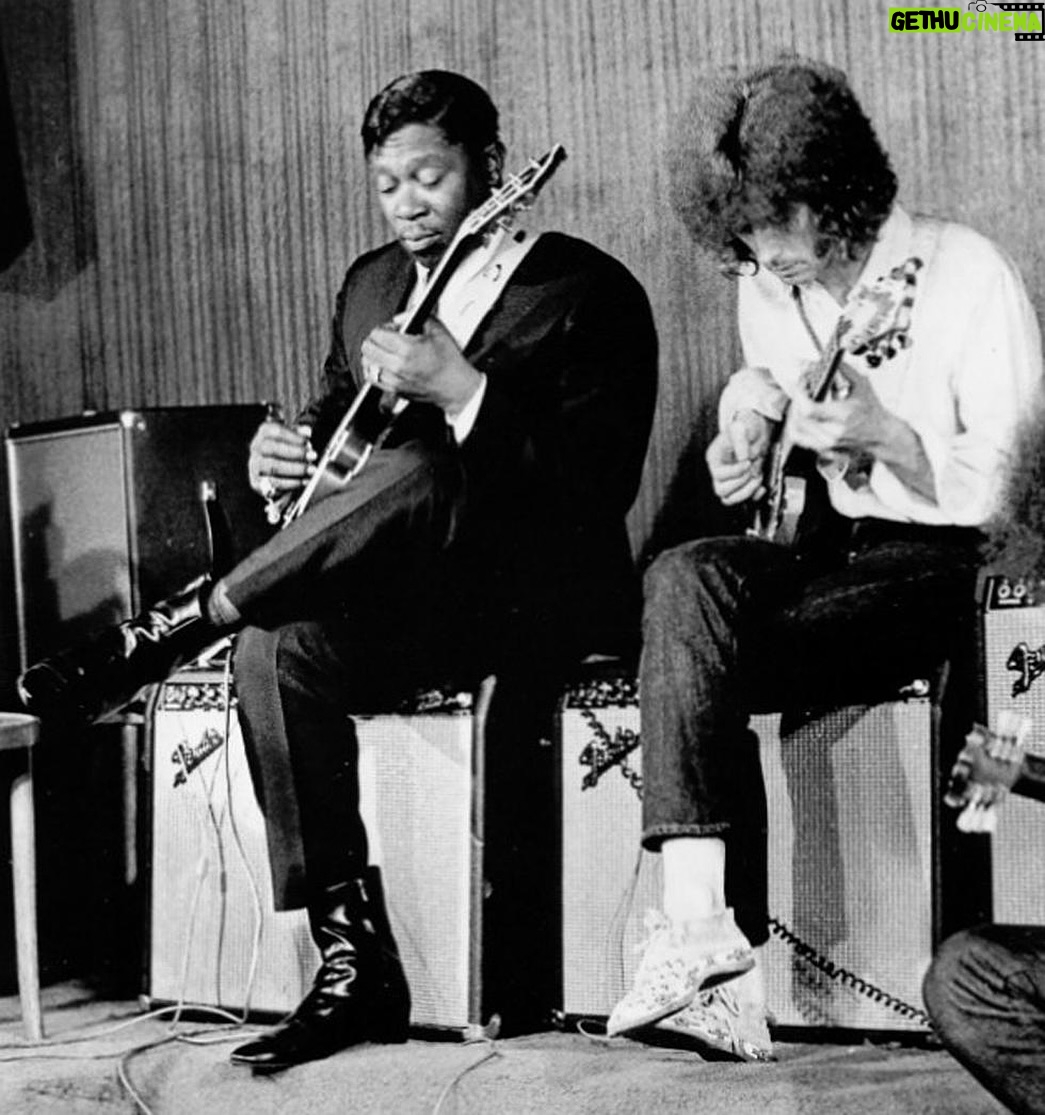 Eric Clapton - 17.2K Likes - Eric Clapton photographed alongside BB King in 1968
📸: Reprise