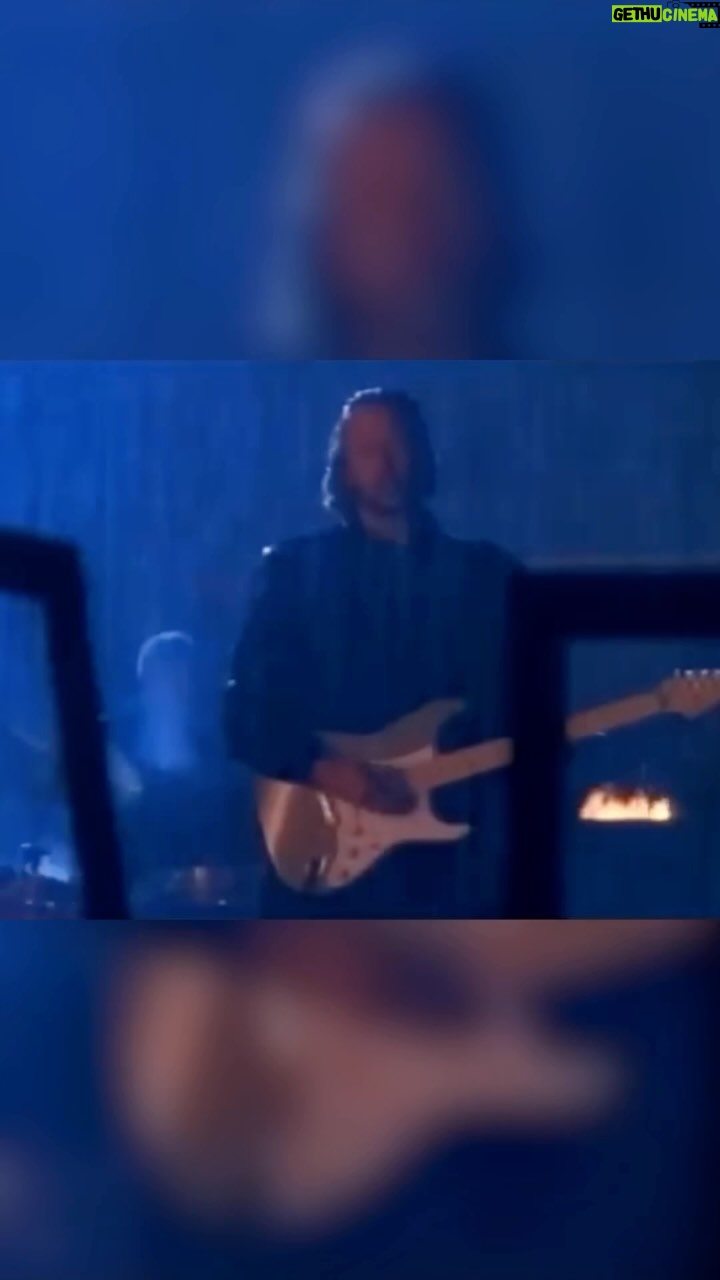 Eric Clapton - 12.5K Likes - āPretending,ā from the album āJourneymanā.