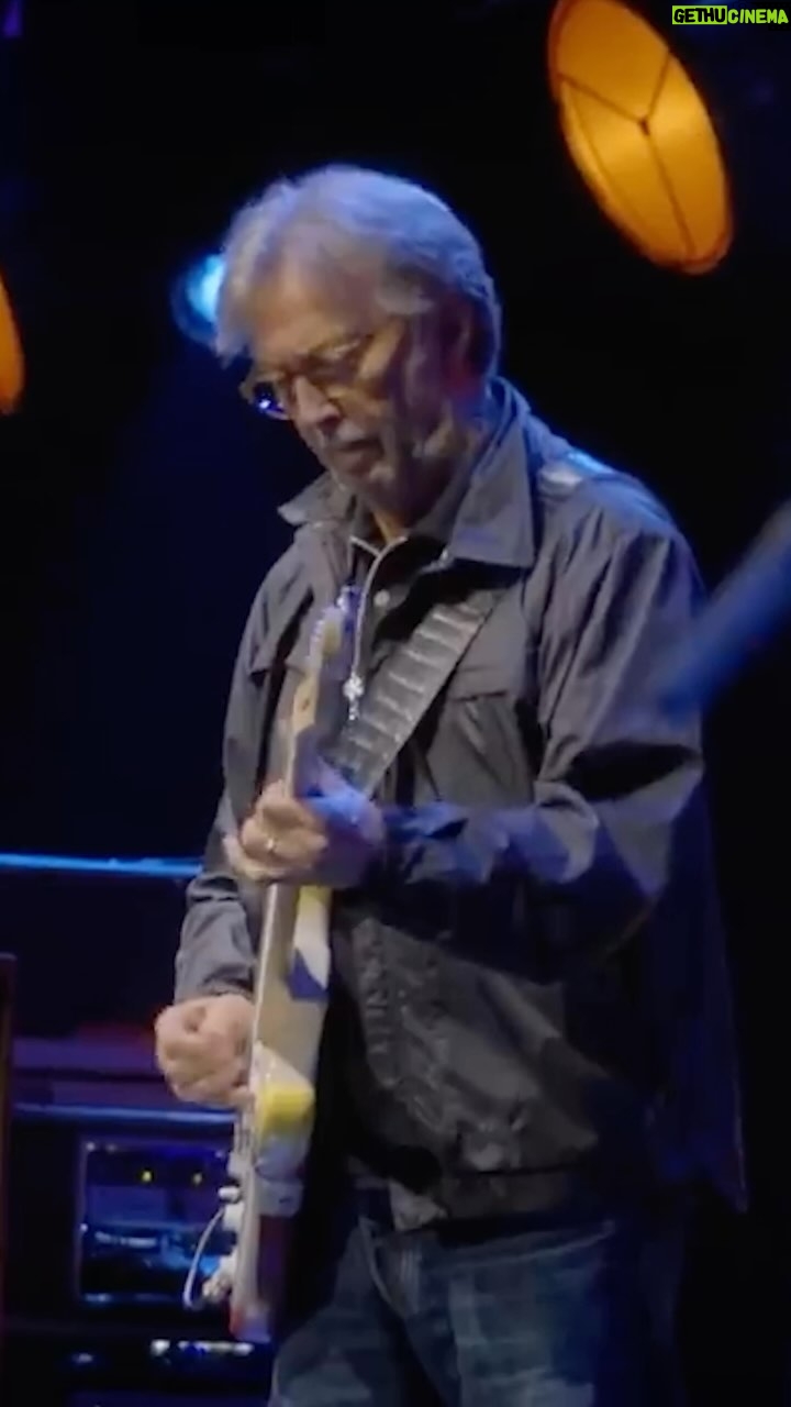 Eric Clapton - 25.2K Likes - Eric Clapton performing āWhile My Guitar Gently Weepsā alongside @mrpeterframpton at Crossroads Guitar Festival 2019.