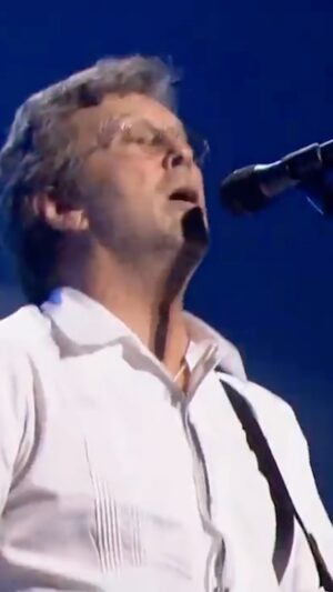 Eric Clapton Instagram - Clapton performing “Layla” live in Japan circa 2009.