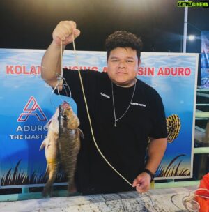 Eric Fuzi Instagram - Takpe sayang, kalau awak tak pandai siang ikan, saya siangkan untuk awak, takmau gaduh2 okey? ❤️‍🩹