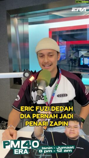 Eric Fuzi Instagram - Menyanyi boleh, berlakon boleh, Menari pun boleh eh 😍 Memang multi talented lah @ericfuzi_f88 ni 😂 Cuma dia masih Geng Kaki Bangku ya gais walaupun champion masatu 🤣 Nanti ajar team ERA zapin boleh @ericfuzi_f88 ? #PM40ERA #sharERA #ERARadioNombor1PalingLegit