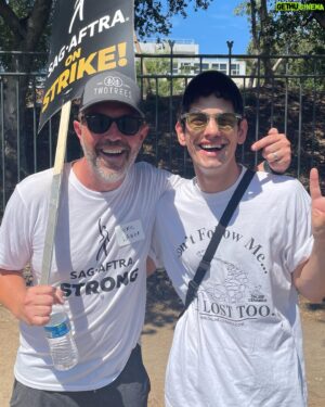 Eric Lange Instagram - It was a small VICTORIOUS reunion on the line today and it brought a HUGE smile to my face. Ladies and gentleman, the great... @mattbennett ! #SAGAFTRAstrike