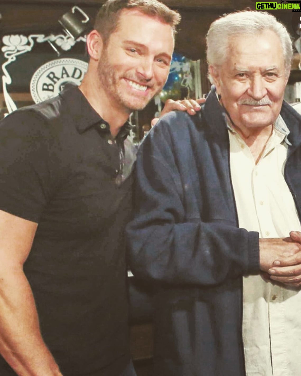 Eric Martsolf - 11.7K Likes - Happy Anniversary Johnnyš„
#johnaniston @nbcdays #anniversary #36years