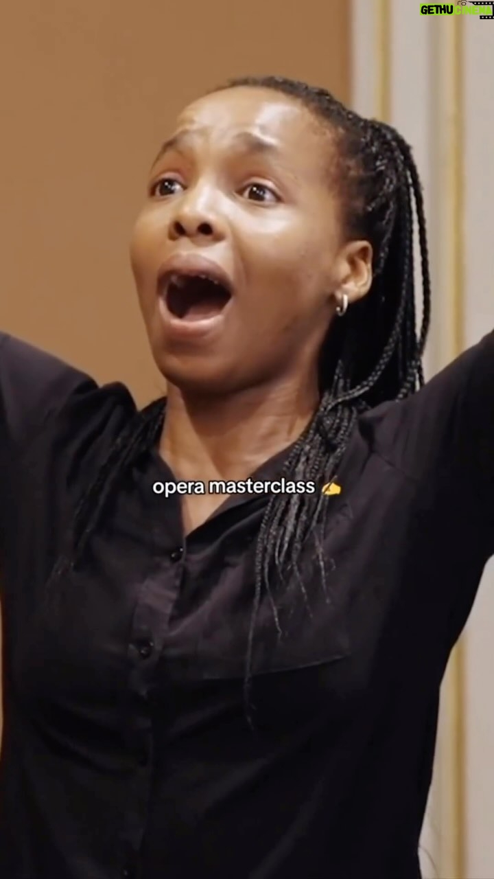 Eric Whitacre - 47.9K Likes - Love this brilliant advice from legend @thomashampson. Does anyone know who the soprano is? My wife and I were stunned by her gorgeous voice and control. Update: FOUND HER! This is soprano @yolisangwexana. Can’t wait to see where her career takes her!
You can see the entire masterclass on operavision.eu.