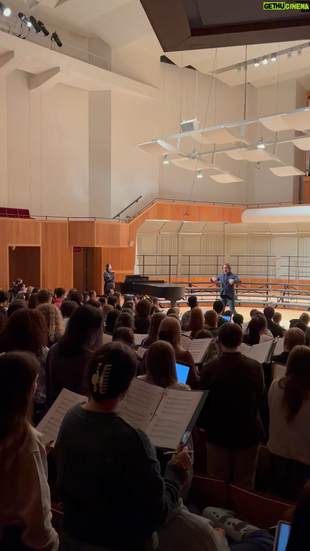 Eric Whitacre - 3.9K Likes - This morning @ericwhitacre hosted a masterclass with with 17 area high school choirs, @louisvillechamberchoir and UofL Chorale singers! Wait to see what he thinks of this incredible group!