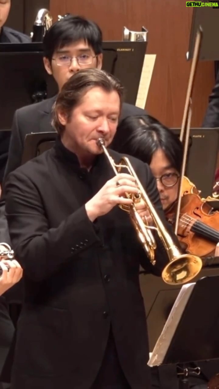 Eric Whitacre - 22.8K Likes - This is some of the best circular breathing I’ve ever seen. Great performance by @sergei.nakariakov and a terrific piece by Jorg Widmann.