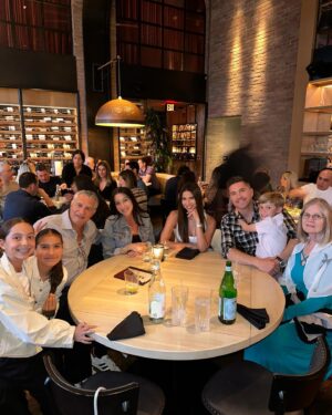 Eric Winter Instagram - Hope all those amazing mommy’s around the world had a special and beautiful day!  So grateful to be surrounded with my beautiful family and close friends that we treasure so much!

Un día de Madres hermoso junto a mi Sebella y Dylan, mis amores y mayor logro en la vida.  Agradecida Dios cada segundo por darme la oportunidad de ser madre…

Loved spending it with @ebwinter @therealkimk_la @sebitennis Dylan @gwenwinter Ranya, Danny, Brodie, Emily