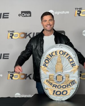Eric Winter Instagram - 6 seasons of Bradford and @therookieabc and I couldn’t be happier. Hopefully we get some good news soon about season 7!  #flashbackfriday #bradford #therookie #loveourfans