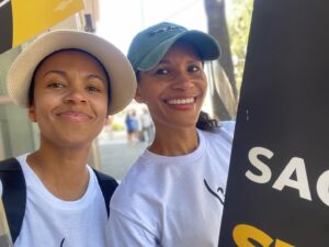 Erica Luttrell Instagram - On the lines with my sister. #sagaftrastrike #wgastrike #unionstrong