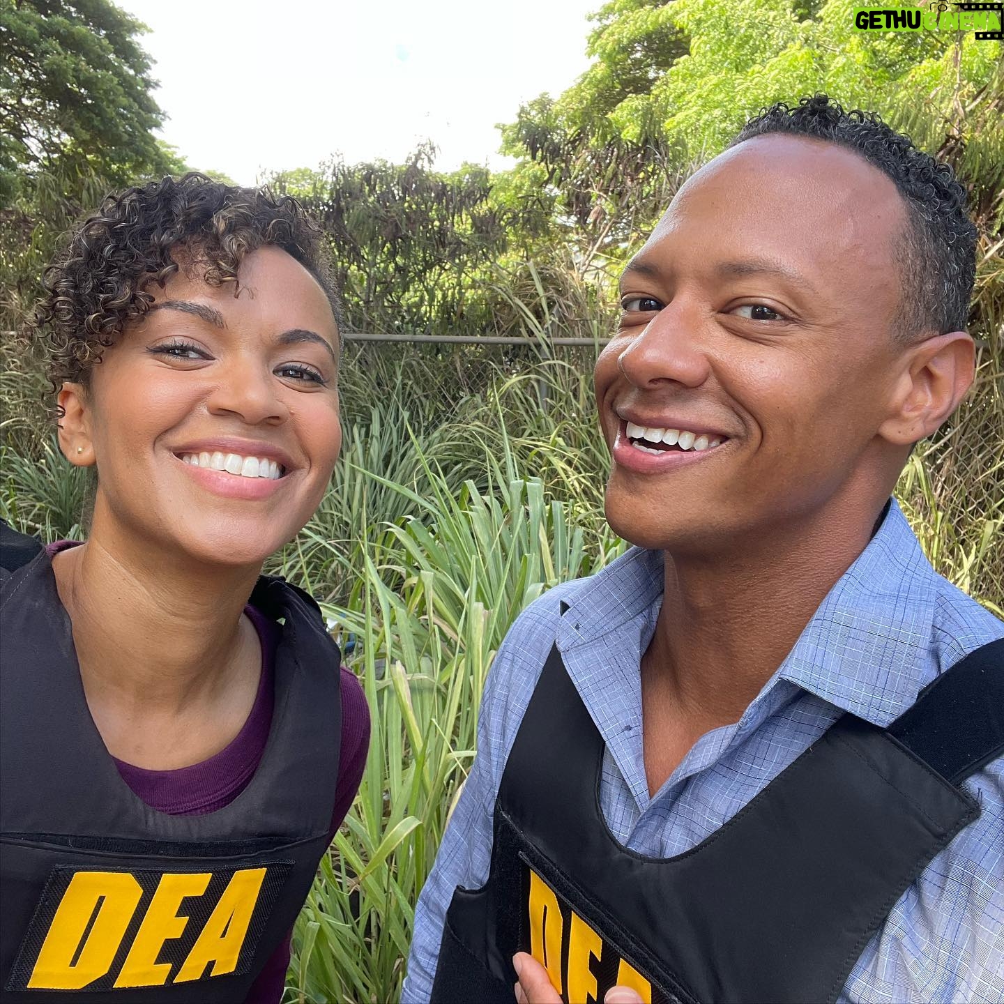 Erica Luttrell - 1.5K Likes - Tonight, at 10/9c on CBS. NCIS Hawai’i. Woot! I had such a great time with this incredibly kind and fantastic crew. So wonderful. Hope you guys enjoy the show! 💖
.
.
Amazing Director: @kberlandi
Fantastic Writer: @rronmcgee
Epic Show: @ncishawaiicbs
Amazing Actor I Worked with but Didn’t Nab a Photo Memory with: @jasonantoon
.
.
#ncis #ncishawaii #vanessalachey #aggytarrant #noahmills #emersonbrooks #ericaluttrell #ianverdun #michaelmarcfriedman #kevinberlandi #ronmcgee