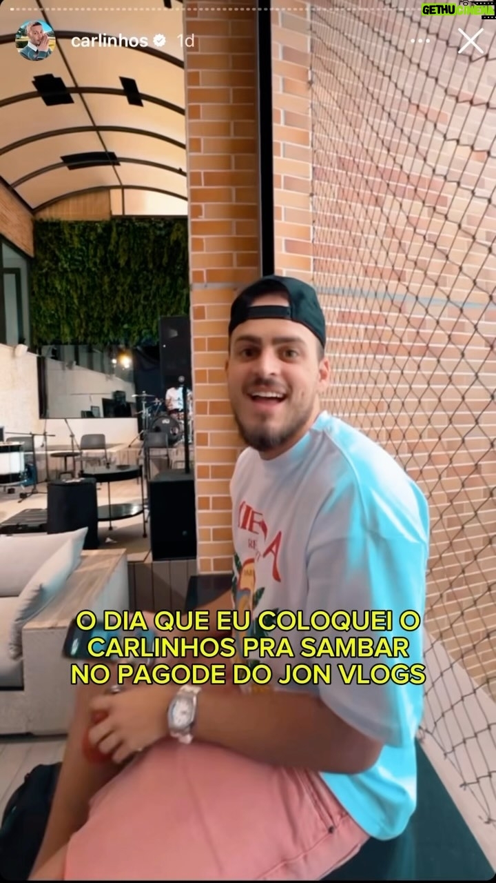 Erick Jordan - 4.2K Likes - @jonvlogs me ligou e convocou para o pagode, o resultado você confere muito resumido aí no vídeo! 😂🖤 Colocamos o @carlinhos e a galera dos prédios do lado para sambar!!! Que noite especial, obrigado a todos os envolvidos pelo carinho! JON, tmj 🫶🏾
#erickjordan #jonvlogs #carlinhos #pagode