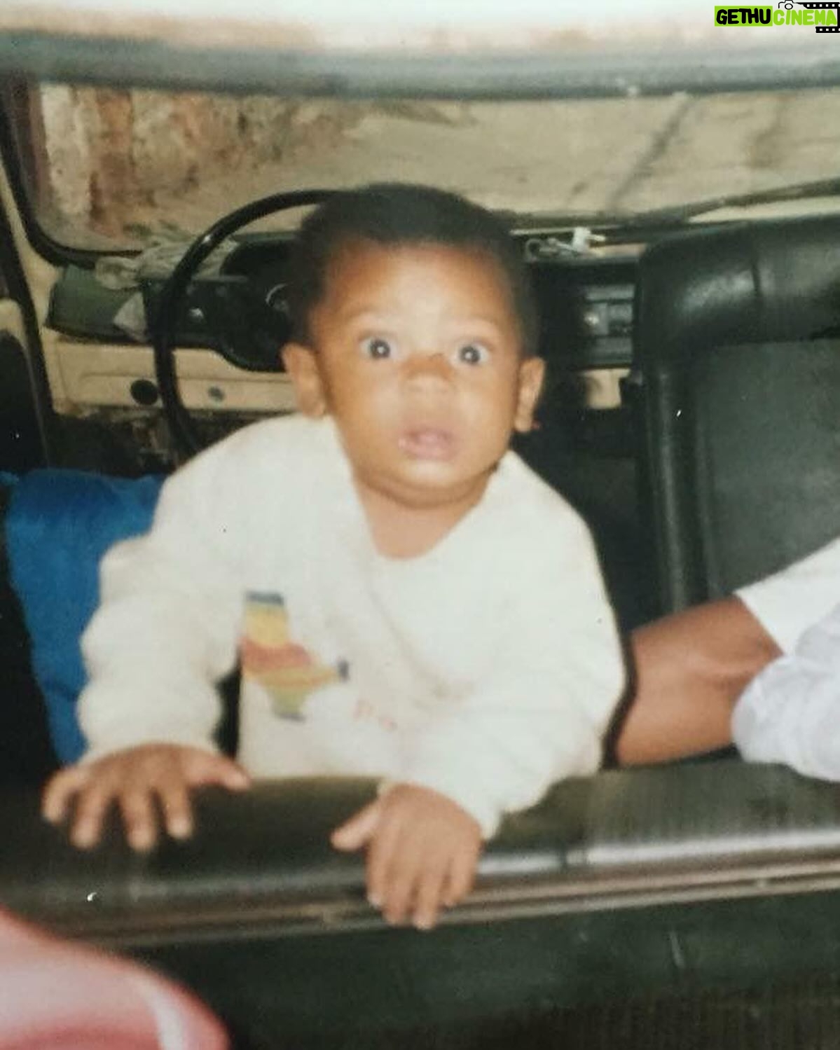 Erick Jordan - 1K Likes - Um feliz dia das crianças, em especial para minha filha amada e eterna criança! @ingridbreve ♥️🥹
Que a gente nunca abandone os sonhos e a pureza da nossa criança interior!
#erickjordan #diadascrianças