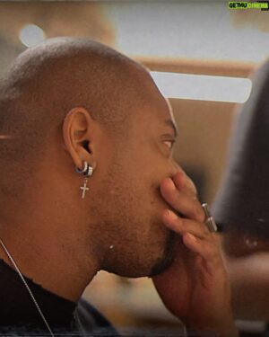 Erick Jordan Instagram - Eu mereço ouro e você não é nem prata 🎶

Já ouviram a minha nova música “Irrevogável”? Já está disponível no YouTube e nos aplicativos de música 🎵

#erickjordan #pagode #samba #letras #status #musicanova #lyric #reels