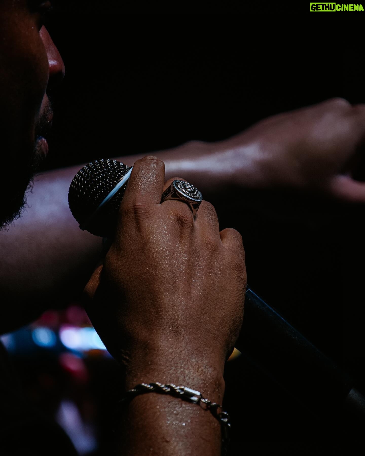 Erick Jordan - 737 Likes - Sucesso significa realizar seus próprios sonhos, cantar sua própria canção, dançar sua própria dança, criar do seu coração e apreciar a jornada, confiando que não importa o que aconteceça, tudo ficará bem. Criar sua própria aventura✨