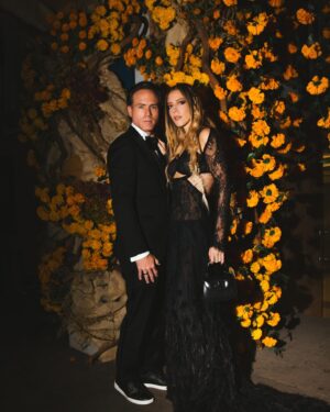 Erik Hayser Instagram - La Gala del Día de Muertos de @voguemexico 🌼💀🌺

#VogueGala #CDMX 26/10/23