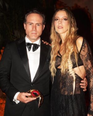 Erik Hayser Instagram - La Gala del Día de Muertos de @voguemexico 🌼💀🌺

#VogueGala #CDMX 26/10/23