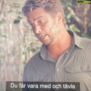 Erik Johansson Instagram - Säger inte att Anders gick igång på det här dominansrollspelet men säger inte heller att Anders INTE gick igång på det här dominansrollspelet
