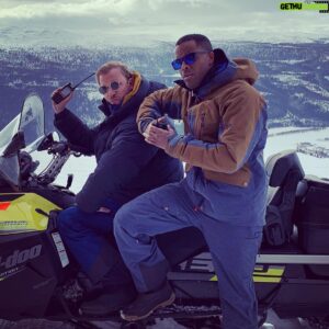 Erik Johansson Instagram - Äntligen kan vi gå ut med nyheten att jag och @davidlenneman ska spela in Stella Nova/HBO-rebooten av Miami Vice i Åre, ”Åre Last” @michaelmannofficial  regisserar! FETT BRA KOMMER DET BLI!