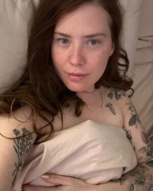 Erin Lee Carr Instagram - last days of 35
spent 
working and then in bed 
but at least i’m covered in flowers