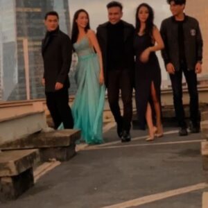 Erlando Saputra Instagram - BTS
Muse : 
 @realmgt (@feryixell @luppytapasya
@fawwaz_malik @erlandhosaputra @xsheilasandyax )
@ofiandapurba
.
Captured : 
@marthasuherman @marthasuherman_photography 
.
MUA & Hair Do :
 @bonitaelisabeth.makeup @rifai_faiiii
Coat : @pacorabanne 
Venue. : @atria.sudirman