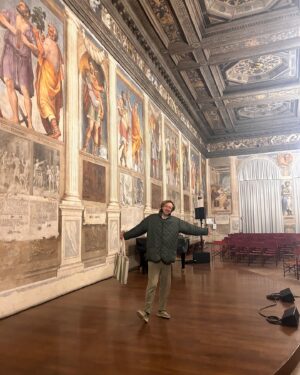 Erlend Øye Instagram - La Comitiva Spring Tour 2024, part 1. 
Milano, Torino, Padova, Bologna, Roma, Paris, Barcelona, Madrid, Lisboa. Moments on stage and  moments off-stage. 
In love with Europe and all of its urban and human  variety. What a treat to see it all in such a short period of time. How things change from place to place. 
We develop a lot how we play together, both within La Comitiva core members, and with Romain, Maaike and Kobi, the Win Winds. Stefano now brings a stomp-box that he operates with his foot, creating a sound similar to a bass drum. Romain plays pandeiro on some songs now and other percussions. 
We sold out the La Comitiva Album vinyl, but we are repressing and we should have it for Part 2 next week. Istanbul, Hamburg, London, Utrecht. Also me and Stefano will play and sign records at HHV record shop in Berlin on the 5th May. 
Thanks to everyone that came to these shows! Thanks for listening, dancing and taking active part in the shows. In a time where so many live-acts perform with backing tracks, i am proud we are going in the other direction, sometimes performing even without amplification.