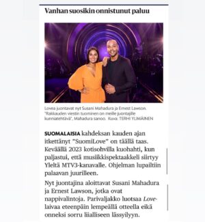 Ernest Lawson Instagram - TÄNÄÄN SE ALAKAA!❤️ LOVEn tekeminen on palauttanu uskoni ihmisiin. Suomalaiset näyttääkin tunteitaan, mitä!? Tää ohjelma on täynnä ihmisiä, jotka puhuu, pussaa, ja haluaa kertoa läheisilleen että välittää. Ja ah niin aidolla, vilpittömällä ja ei-yhtään-liian-amerikkalaisella tavalla. Hesarikin suosittelee!😍

Heitän ilmoille haasteen: katso eka jakso, ja jos et KERTAAKAAN liikutu tarinoista, hymyile haastatteluille tai heilu hittien tahtiin, niin… sit sä oot kyllä todellinen kovis🤝🏾

Tästä tulee lämpimin kevät miesmuistiin. Ilo luotsata laivaa yhdessä super-Susanin kanssa✨ Tuu meijän kyytiin tänään sunnuntaina klo 19.30 @mtv3suomi @mtvkatsomo 

#mtvlove

📸: @attemalaska
