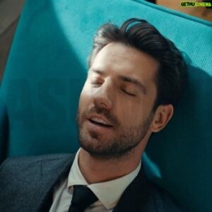 Ertuğrul Postoğlu Instagram - Haftaya birlikte başlıyoruz.. MASUMİYET 17 Mayıs Pazartesi Akşamı 20.00’de..FOXTV’de.. @aytacicek @filizkuka @cicoofrht @goldfilmyapim @masumiyetfox @foxturkiye #sirmayanik #masumiyet