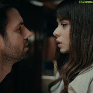 Ertuğrul Postoğlu Instagram - Çarşamba çabuk gelsin dediğinizi duyar gibiyim... MASUMİYET  @omuratay @zelihaorman @umitcakmaksoy @sirma_yanik @goldfilmyapim @foxturkiye @masumiyetfox