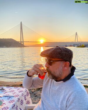 Ertuğrul Postoğlu Instagram - Uzun zamandır yoktum.Yine yeniden MERHABA...