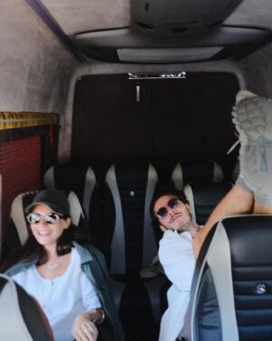 Esra Ruşan Instagram - Bugün o gün🫵🏻 ❤️💋
#kimlergeldikimlergeçti