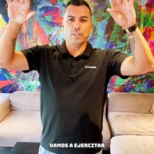Esteban Paredes Instagram - Ejercita tus dedos, porque tenemos un sorteo imperdible 😄 para usuarios activos en nuestra plataforma.

✨Participa ¡es muy fácil!✨

¡Cuéntanos en este post cuál es 👉💻 tu equipo favorito y tu usuario de juegaenlínea! Así de simple 👏

#Teamjel #juegaenlinea #juegoseguro #ganar #chile