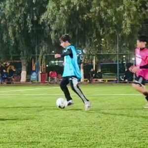 Esteban Paredes Instagram - ✨ ¡Hoy fue un día increíble en EP7! 🌟 

Nuestro primer día en el centro deportivo ha sido un éxito rotundo. Ver a tantos niños y niñas entre 8 y 16 años apasionados por el fútbol nos llena de emoción y orgullo. ⚽

En EP7, no solo estamos formando jugadores, sino también valores como el trabajo en equipo, la disciplina y el respeto. ¡Estamos emocionados por todo lo que está por venir y agradecidos con cada familia que confía en nosotros!

¡Nos vemos en el campo! ⚽❤️ #EP7 #FútbolJuvenil #Deportes #PrimerDía #PasiónPorElFútbol