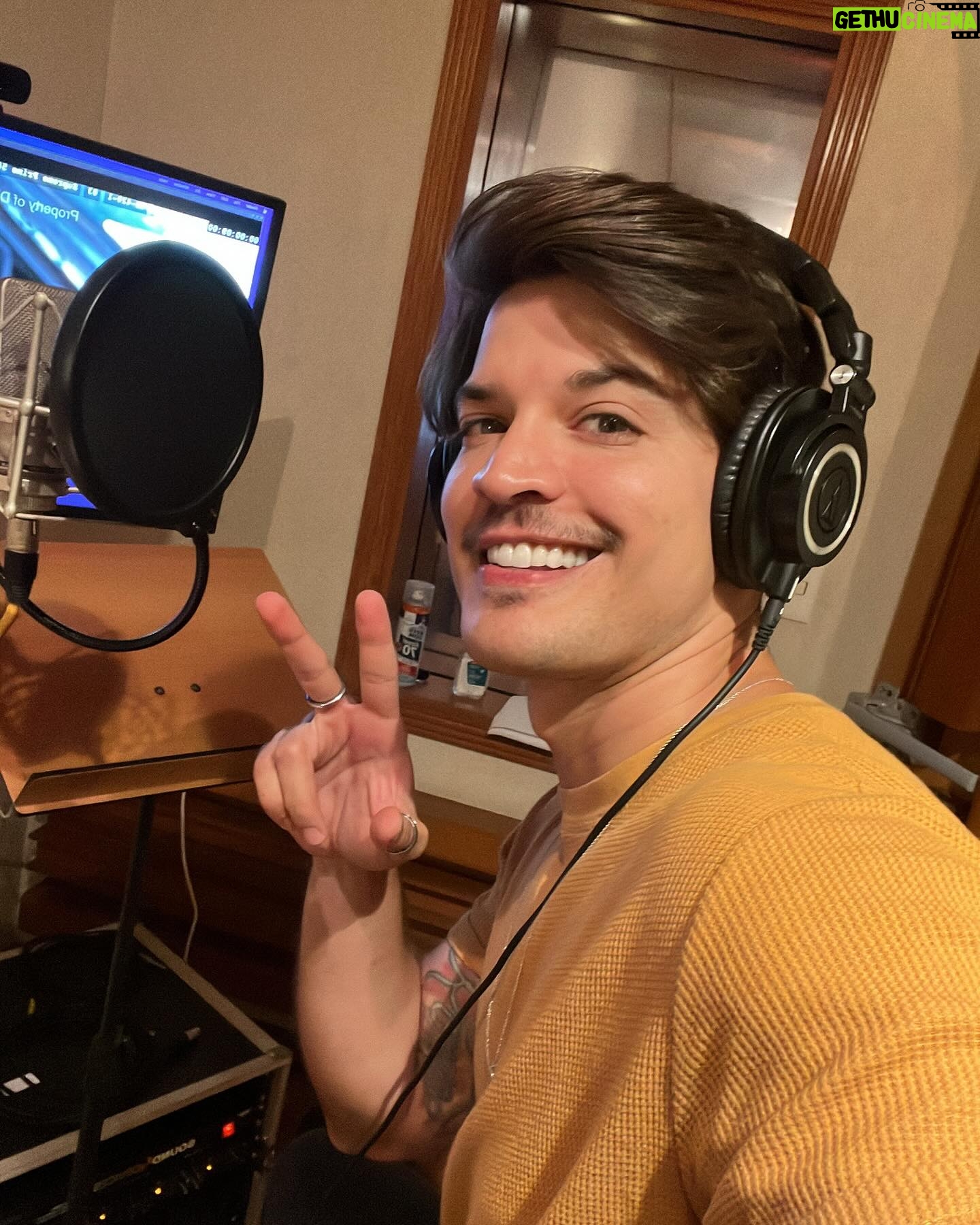 Esteban Velásquez - 3.7K Likes - Workday @disneyplusbr ✌🏻