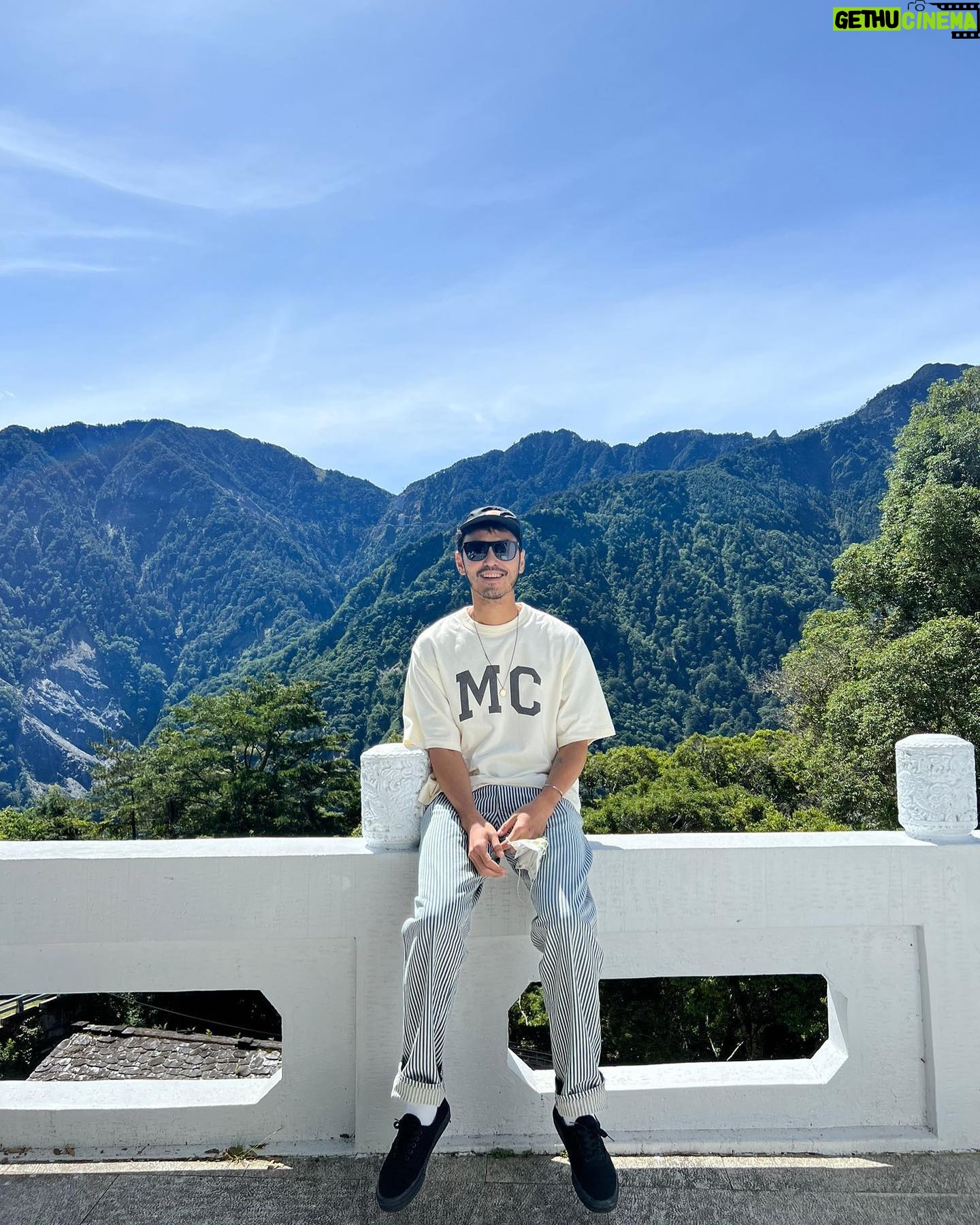 Ethan Juan - 7.5K Likes - 每天都很開心✨
#FollowMe