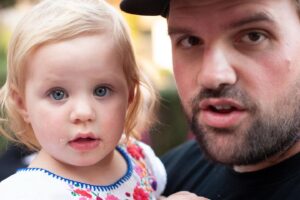 Ethan Suplee Instagram - My old pal @meeno_the_man sent me this picture just now. It arrived on my phone as I was thinking about what joy I’ve experienced as a father. 
It has truly been the most meaningful part of my life.