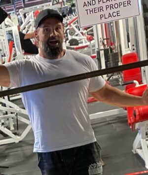 Ethan Suplee Instagram - For so long, I wanted the world to change for me, what I thought was right, what I wanted. 
It took too long for me to learn this lesson, for me, there is only self improvement. 
Monday tried to get me down, but Monday doesn’t stand a chance.