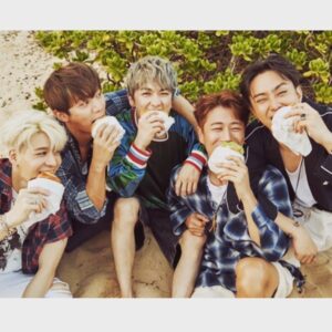 Eun Ji-won Instagram - #음악중심📺 #아프지마요🎵 #마요송 사랑해주신 많은분들 #감사합니다🙇🏽🙏🏽💛🤙🏽 #sechskies_20th_anniversary #forever_sechskies_yellowkies