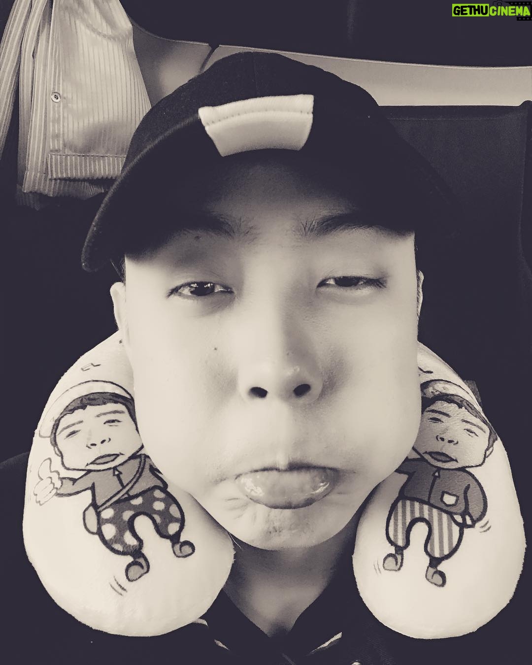 Eun Ji-won - 27.8K Likes - #간만에 #둘리 #리막2탄 #플랜맨짱나투어촬영