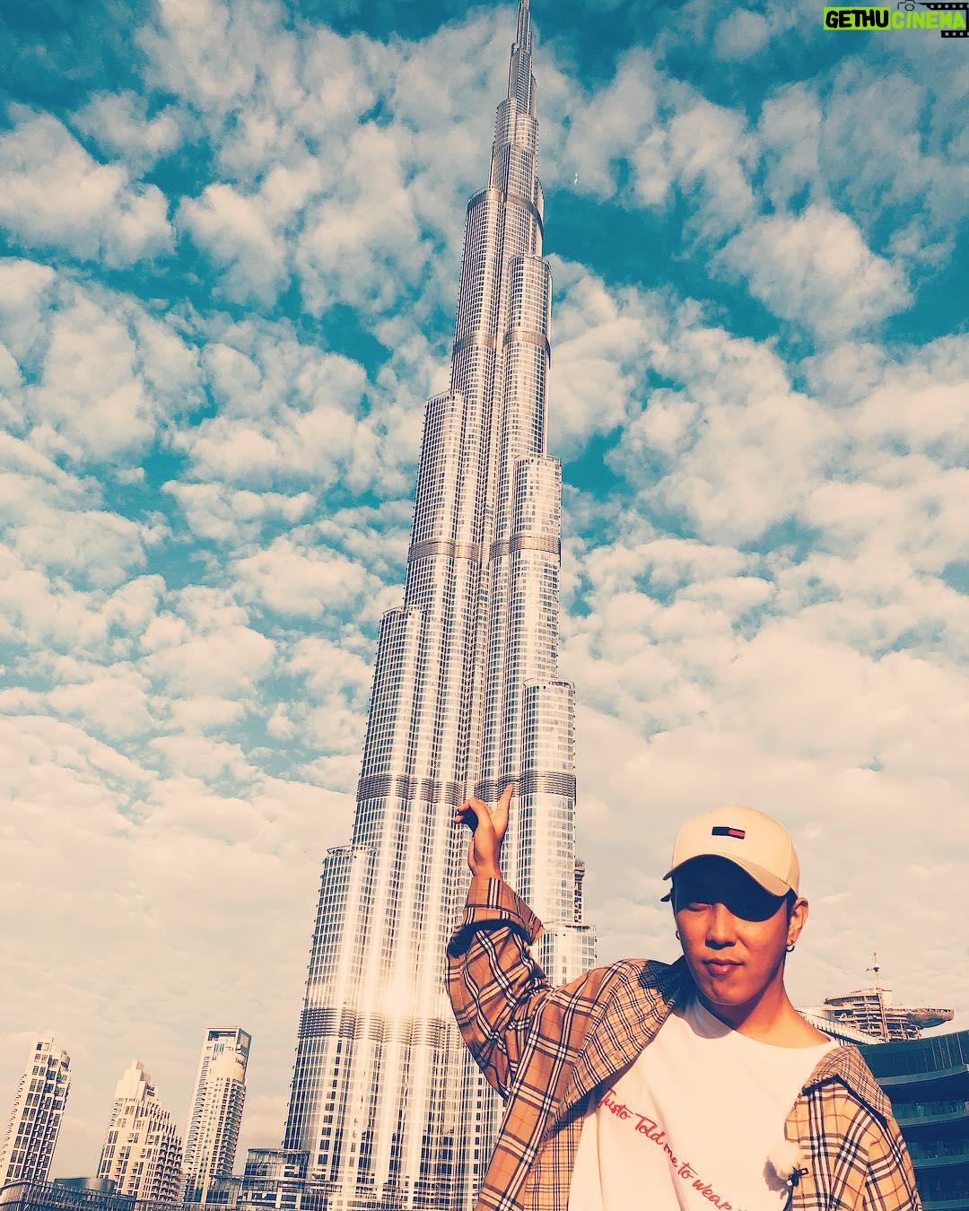 Eun Ji-won - 30.9K Likes - 세계에서 가장 높은 빌딩이래요 이름? 까먹음😅
Dubai