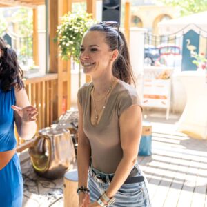 Éva Bátyai Instagram - Fokozódnak az izgalmak hétvégén a @vitezkurtos háza táján! Itt a 4. KÜRTŐSKALÁCS VIGALOM, irány a @zoobudapest @edesmacko és egyetek helyettem is még kürtőskalácsot és pörgessétek meg a kereket!!!
@justcreativeagency 
🍥🍥🍥
#kürtőskalács #kürtőskalácsvigalom #édesmackókürtőskalácscukrászda #vitézkürtős #kedvenccukrászda #kedvencédesség #budapestiprogramok #Budapest #állatkert #bátyaiévi #egyetek #igyatok