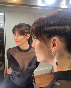 Eva Ugarte Instagram - Raw love 
@pedrocedeno1 @diorbeauty @dior 
🤍🤍🤍

X presentación y coloquio del 
“El Otro Lado” en @serielizadosmag