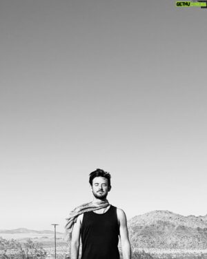 Evan Williams Instagram - Breathe in love. Breathe out trust.
Move from that place. 🌱