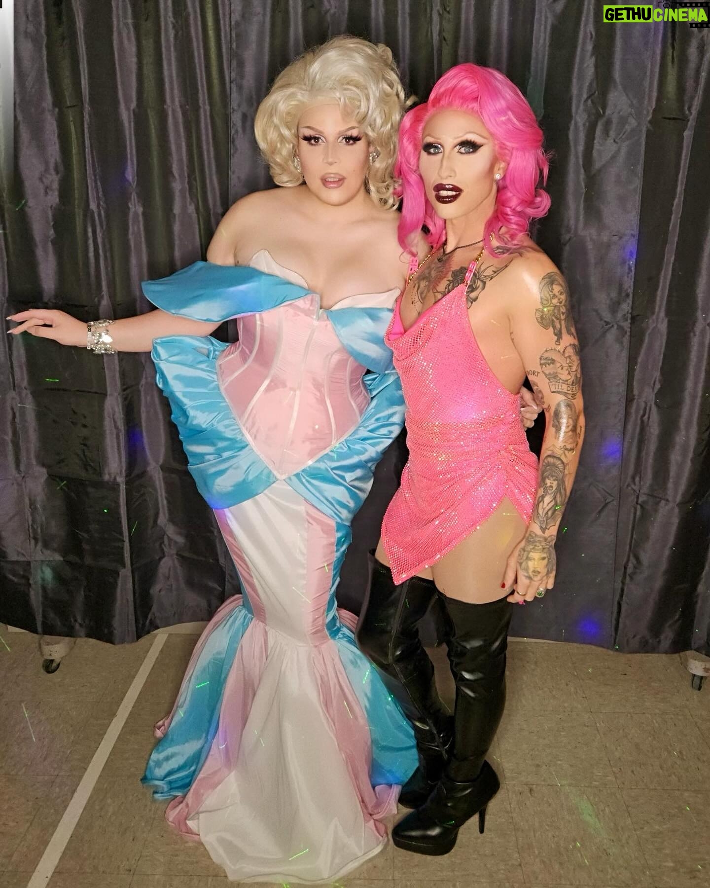 Eve 6000 - 3 Likes - CEASEFIRE NOW (Link in Bio) 🍉
👗@connormccalden
📸 @davidlovesdrag