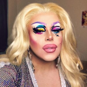 Eve 6000 Instagram - Keith Harring eye look inspired by @laur_elyse ⠀
⠀
Wearing my fave @jaymesmansfield premium lacefront! ⠀
⠀
@sucklessfaceandbody glitter gels all over!