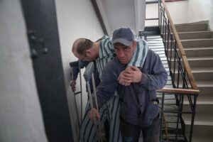 Evgeniy Maloletka Instagram - RUSSIAN PRISONERS OF WAR get to make phone calls home. UKRAINIANS DON’T.

FAR WESTERN UKRAINE — Precious few choices are available to Alexander, a 26-year-old Russian soldier, since his capture: Clothes, meals and the hours of his day are rigidly accounted for in the camp for prisoners of war.
But Ukraine allows Alexander to call home to his family in Kursk, a Russian city about 60 miles (100 kilometers) from the Ukrainian border, and he says that has kept him grounded.
It is a lifeline unavailable to Ukrainian POWs. Now, infuriated Ukrainian families are demanding an end to the phone calls imprisoned Russian soldiers get to make.
“To be able to talk to your loved ones is worth a lot. I’ve already been in prison for almost a year. I’m losing my mind,” Alexander told The Associated Press during a recent visit for several news outlets to Ukraine’s main POW camp, as he completed his work shift. “People are not made of steel.”
He said the brief conversations, closely monitored by his Ukrainian captors, pulled him from the brink of despair – even though for him and all Russian POWs, the calls are growing rarer by the week….

Text LORI HINNANT
https://apnews.com/article/585d93ec00fe7a80a9c520e265ac5a6d